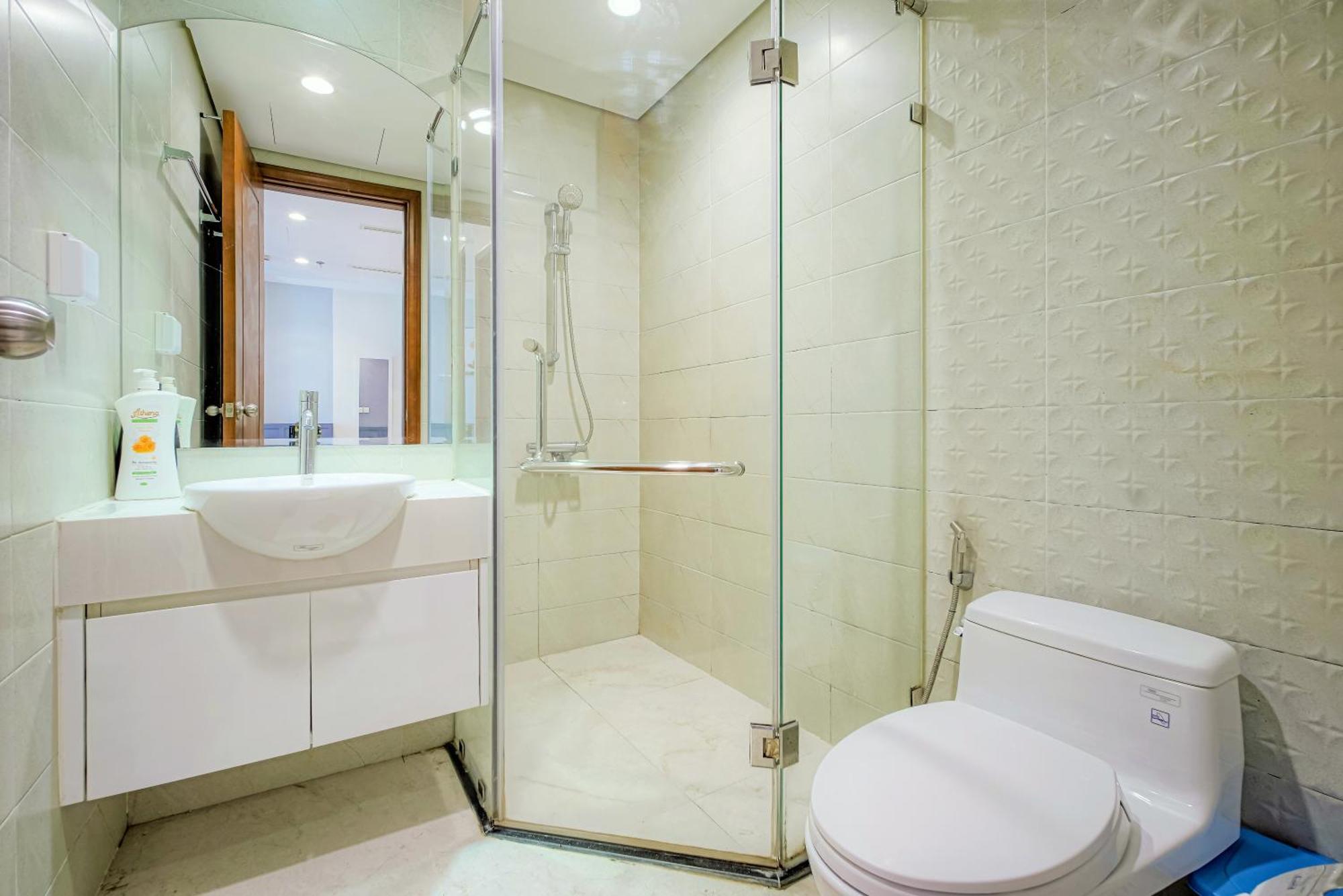Raddison Luxury Apart-Landmark 81 Area &Great Park Ho Chi Minh City Exterior photo
